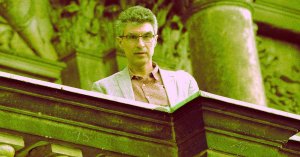 AI Pioneer Voices Safety Concerns as Industry Race Intensifies